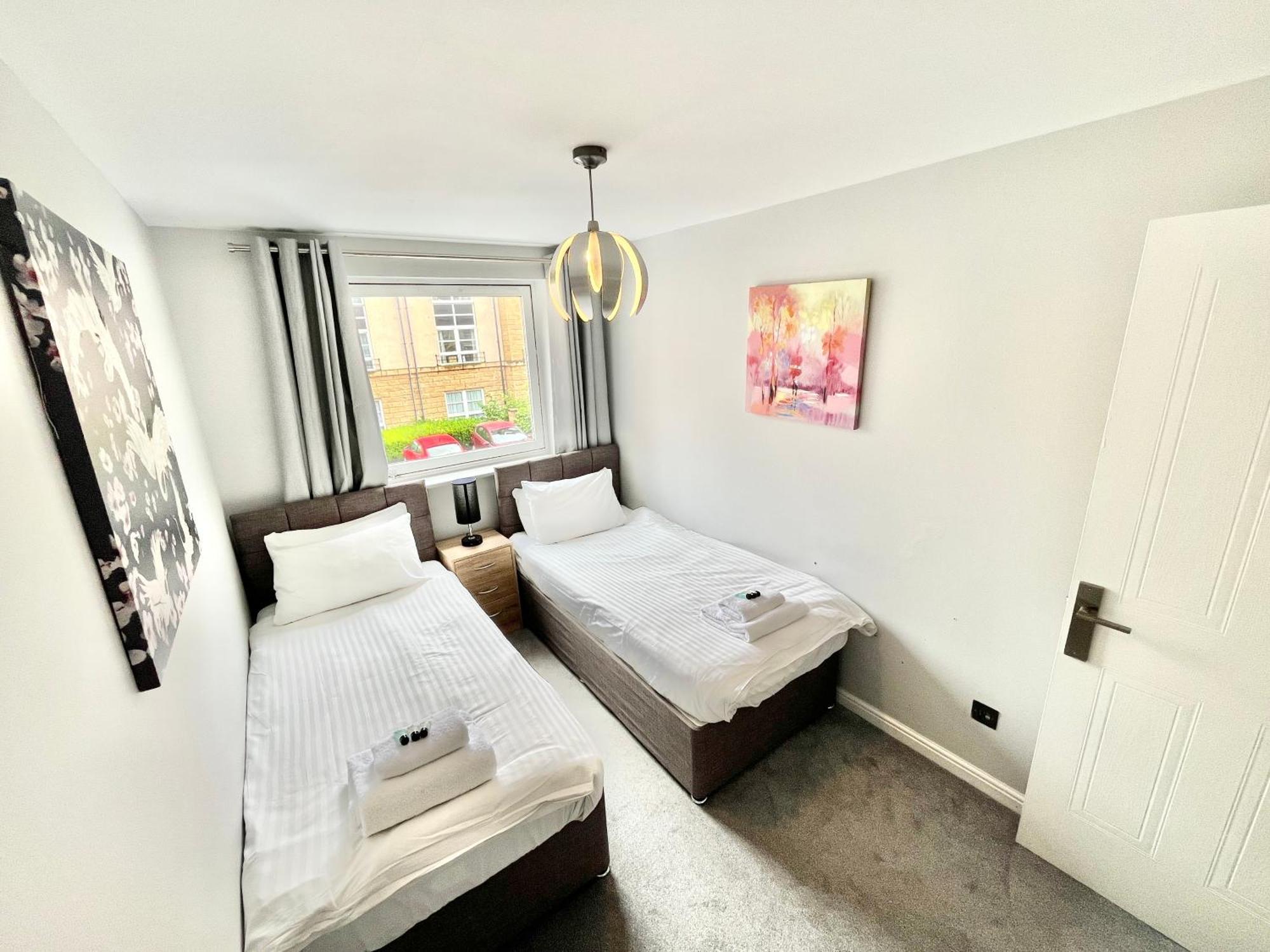 Spacious 4br Centre W/ Free Parking Apartamento Edimburgo